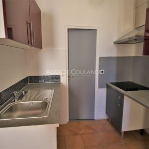 Location Appartement 1 pièce 25m² LA CIOTAT 13600 - Photo 2