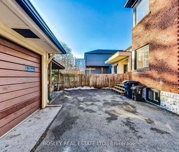 Detached Home For Lease | C8113132 - Photo 5