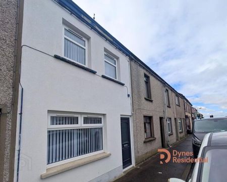 79 Main Street, Kircubbin, BT22 2SR - Photo 4