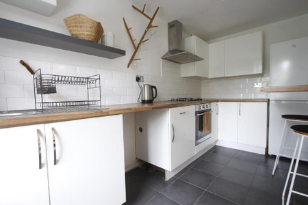 2 bedroom cottage to rent - Photo 4