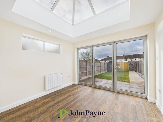 2 bedroom terraced house to rent - Photo 1