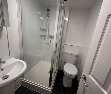 2 bedroom terraced house to rent - Photo 6