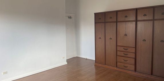 ONE BEDROOM IN SHARE HOUSE WITH BILLS INCLUDED - Photo 2