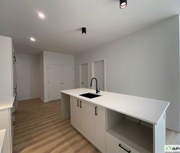 205, rue Carmelle-Boutin, Blainville à louer - Photo 3