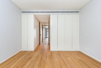 2 Bedroom Apartment with a view, Largo do Rato, Lisboa