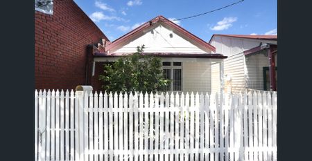 Fully renovated in the heart of Richmond - Photo 5