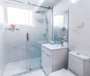 COZY TWO BEDROOM APARTMENT IN GREENWICH FOR LEASE! LOCATION IS THE ... - Photo 6