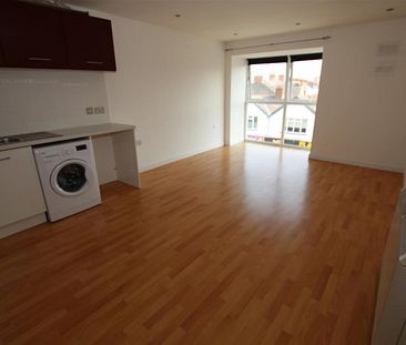 Parkfield House, North Road, Cardiff - Photo 1