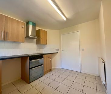 2 bedroom Detached Bungalow to let - Photo 5