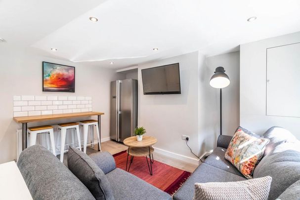 5 bedroom house to rent - Photo 1