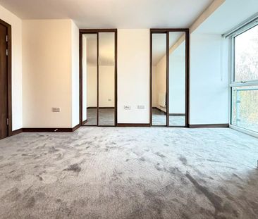 4 bedroom end of terrace house to rent - Photo 5