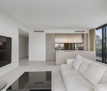 Amazing 3 Bedroom Unit in Infinity Fully Furnished - Photo 1