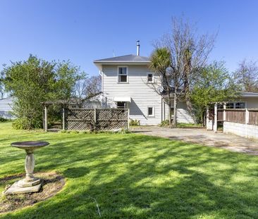 Spacious Home in Leeston - Photo 3