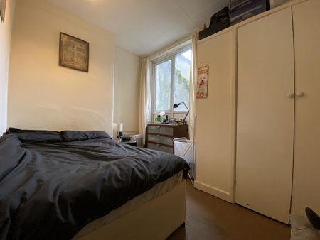 Llanbleddian Gardens GFF, Cathays - Photo 2