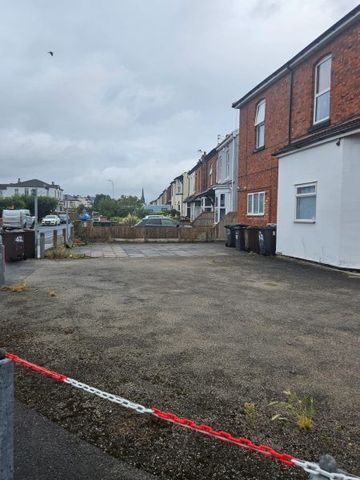 Sussex Road, Southport - Photo 2