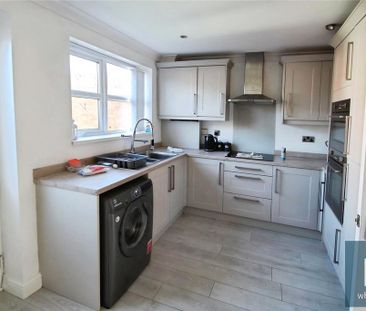 3 bedroom semi-detached house to rent - Photo 4