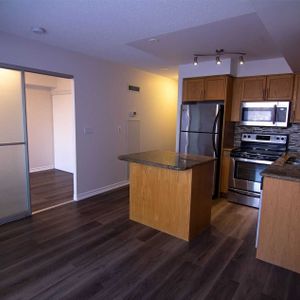 For Lease - 18 Harding Boulevard Unit# 716, Richmond Hill, Ontario - Photo 2