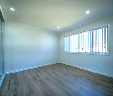 Renovated Throughout! - Photo 5