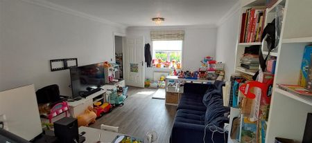 4 bedroom detached house to rent - Photo 5