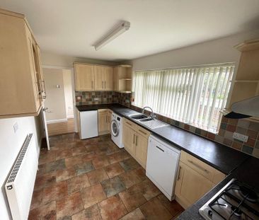 2 bedroom bungalow to rent - Photo 2