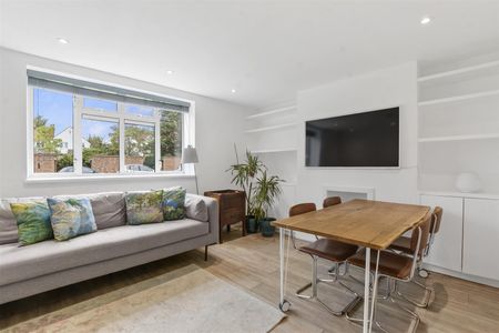 Flat To Let - Photo 2