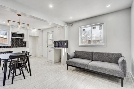 Appartement à louer - Longueuil (Le Vieux-Longueuil) (Est) - Photo 2