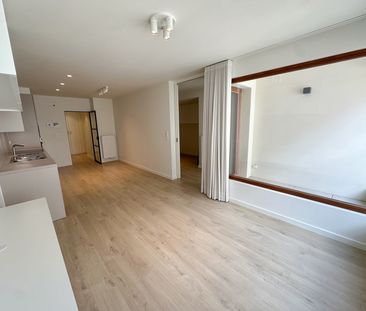 modern 1-slaapkamerappartement in hartje Kortrijk - Foto 4