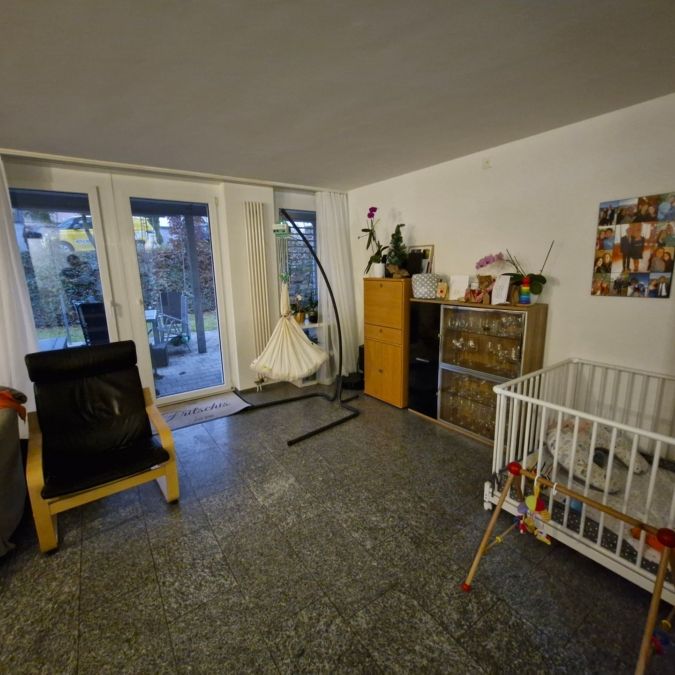 Tolle parterre 4.5-Zimmer-Wohnung im schönen Feuerthalen - Photo 1