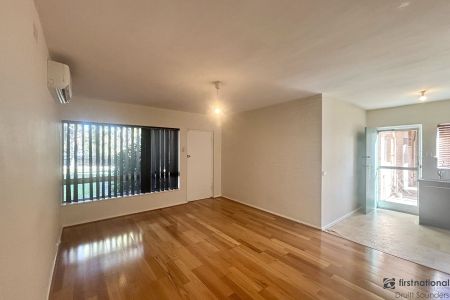 RENOVATED GEM LESS THAN 2KMS FROM SCARBOROUGH BEACH | HOME OPEN SATURDAY 01 AUGUST AT 10.30AM SHARP! - Photo 2