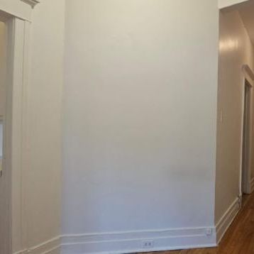 3 CH - 1 SDB - Montréal - $2,200 /mo - Photo 1