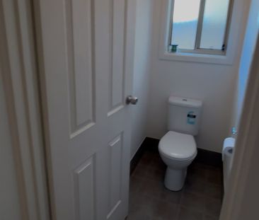 3-bedroom shared house / townhouse, Gateshead Street - Photo 5