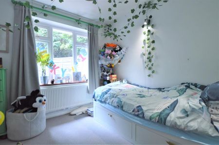 3 bedroom bungalow to rent - Photo 4