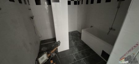 Neusanierte Wohnung mit Jahresbeginn startbereit- wird gerade komplett neu saniert - Photo 3