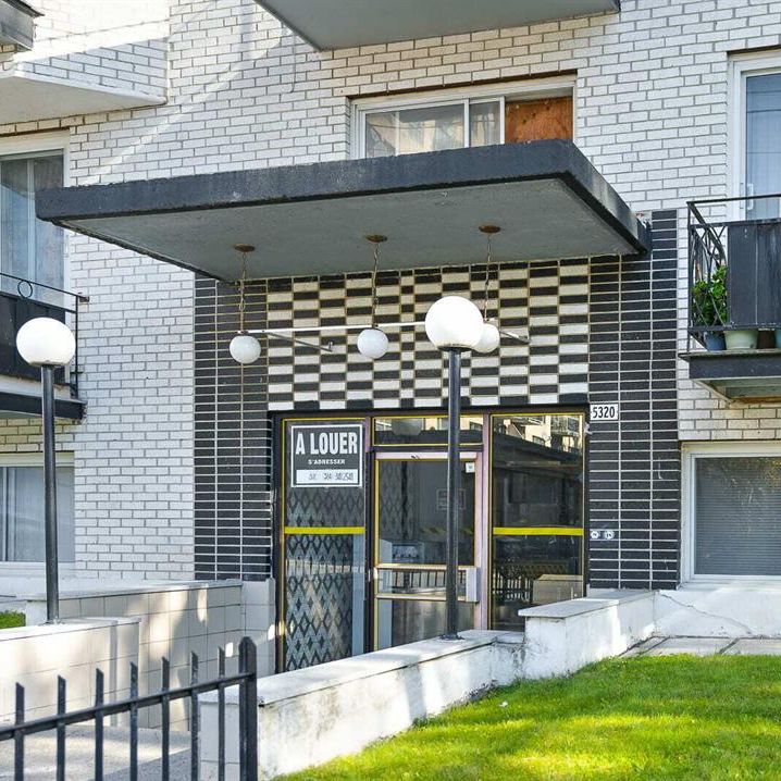 1 Bedroom 1 Bathroom - 5320 Avenue Bourret, Montréal - Photo 1
