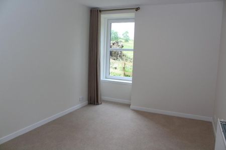 3 bedroom detached house to rent - Photo 3