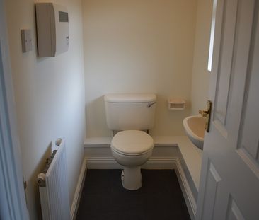 Roger Beck Way, Sketty, Swansea. SA2 0JF - Photo 6