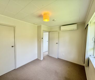 16 Otira grove, Kelson - Photo 1