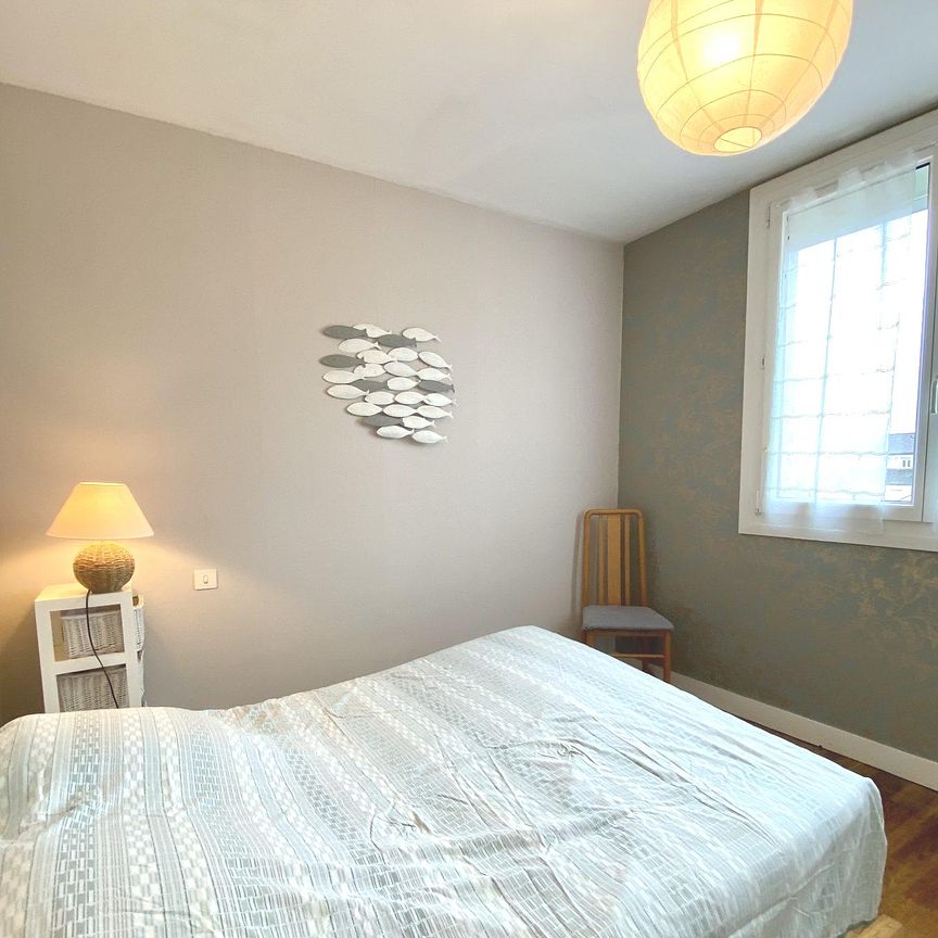 Appartement meublé 2 chambres à louer centre ville de Vannes - Photo 1