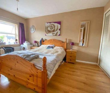 Osprey Road, Waltham Abbey, EN9 - Photo 2