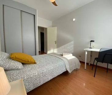 Calle Isaac Albéniz, Majadahonda, Community of Madrid 28222 - Photo 1