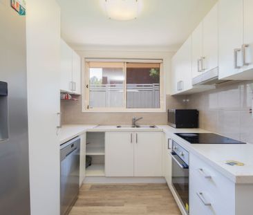 Beautiful, Quiet and Secure - Photo 6