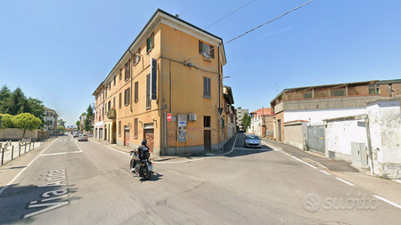 Posto letto in stanza condivisa a monza - Photo 5