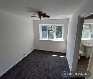 1 bedroom semi-detached house to rent - Photo 1