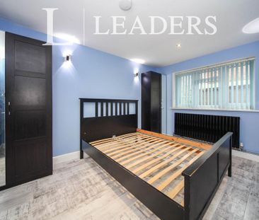 3 bedroom bungalow to rent - Photo 1