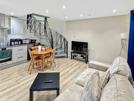 1 bedroom end of terrace house to rent - Photo 2