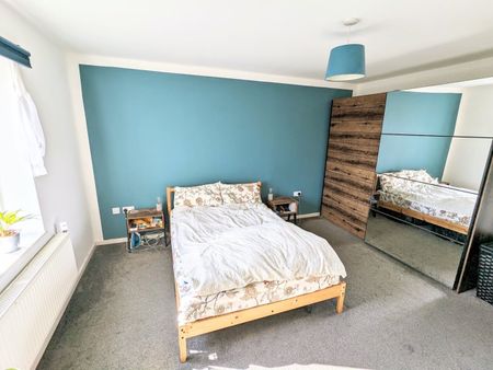 2 Bed Flat, Academia Way, N17 - Photo 4