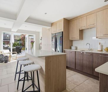 3 bedroom semi-detached house to rent - Photo 6