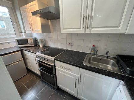 Flat 4, 50 John Street, Aberdeen, AB25 1LL - Photo 4