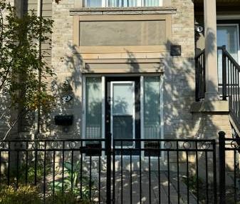 Rare 1 bed, 1 bath townhome, 2 parking FOR RENT - Erin Mills - Photo 2