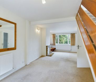 36 Langtoft Road, Stroud - Photo 4